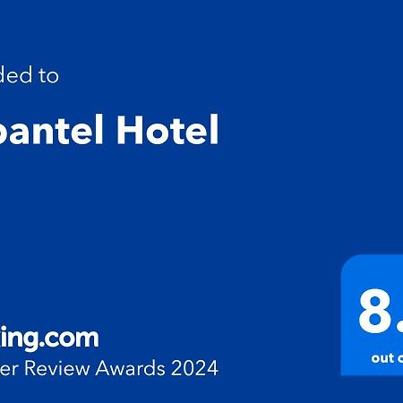 Urbantel Hotel Лусена Екстер'єр фото